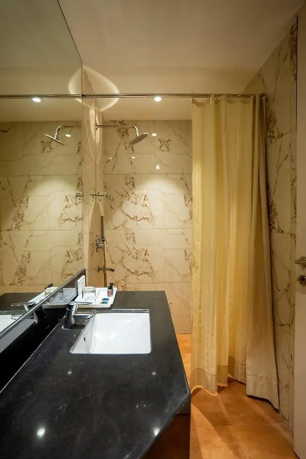 Celebrant Hotel Varanasi