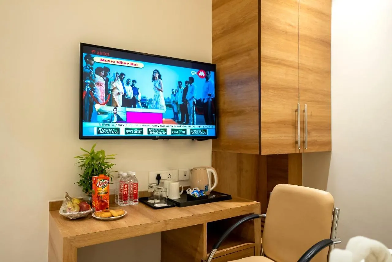 Celebrant Hotel Varanasi