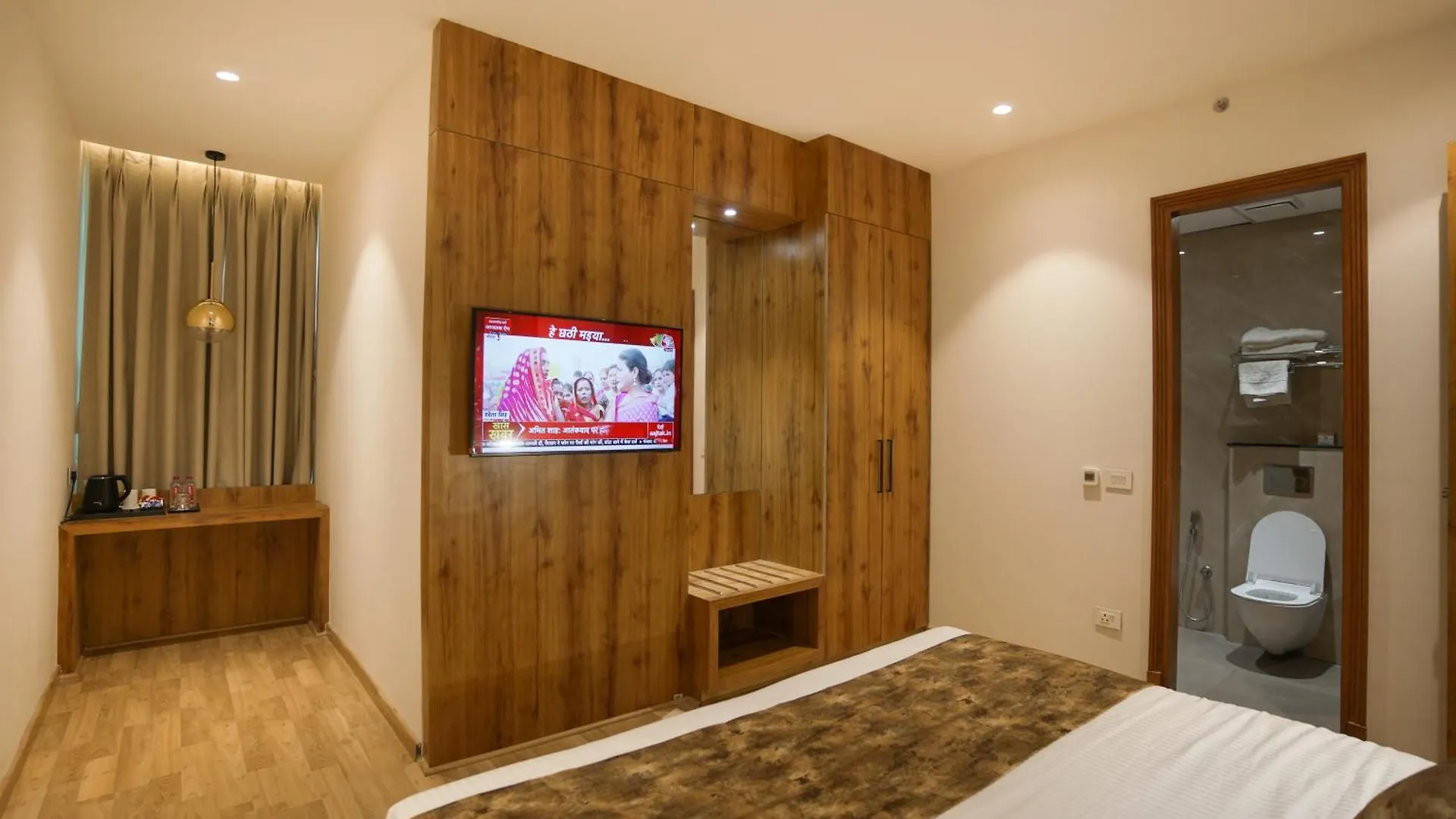 Celebrant Hotel Varanasi