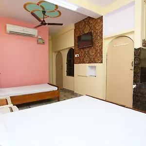 Hotel Spot On 45585 Aakash Ganga, Varanasi