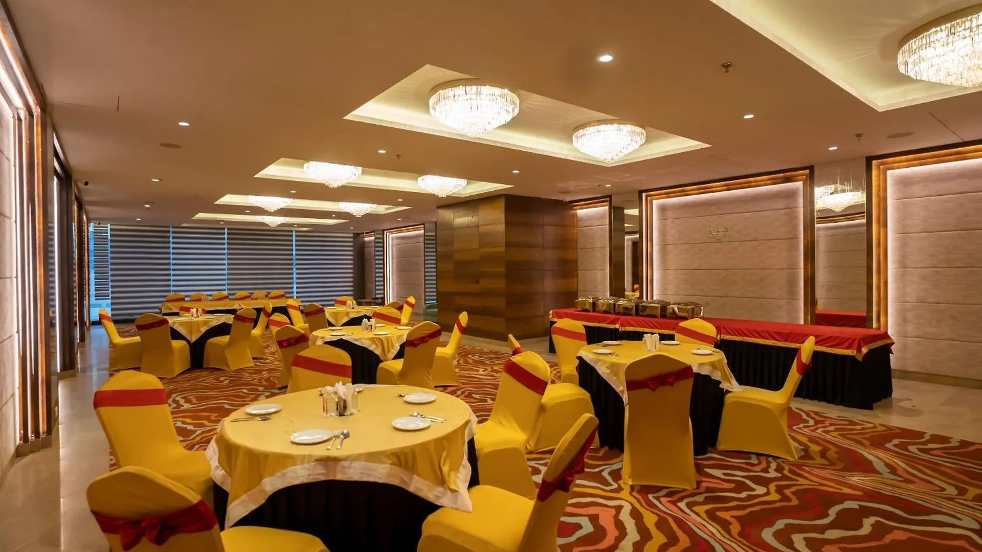***  Celebrant Hotel Varanasi India